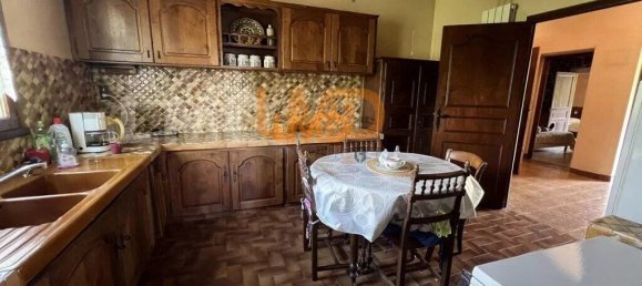 5 bedrooms Villa in Aveyron, France No. 341801 12