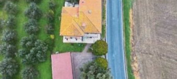 6 rooms House in Castiglione del Lago, Italy No. 274734 3