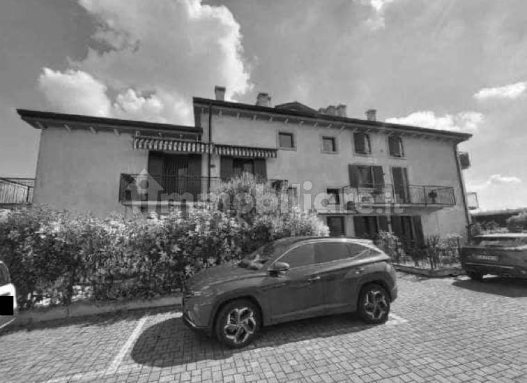 1 bedroom Apartment in Verona, Italy No. 195049