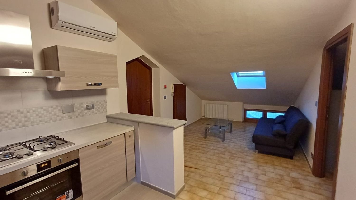 2غرفة شقة في Mango, Italy رقم 149656