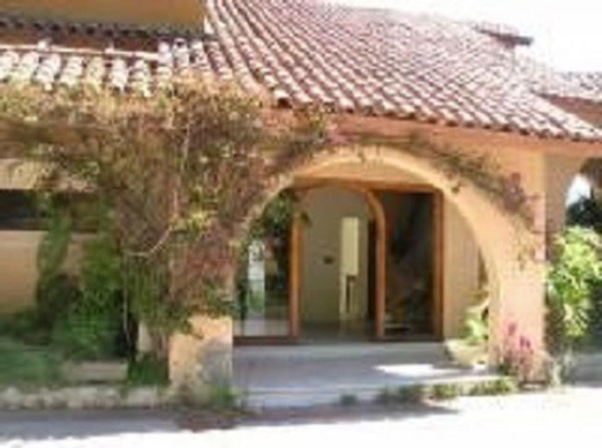 9 bedrooms House in Santiago, Chile No. 2260