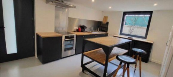 6 غرف نوم منزل في La Courneuve, France رقم 326865 3