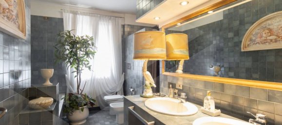 5غرفة فيلا في Bergamo, Italy رقم 31037 15