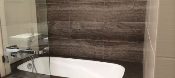 3 bedrooms Apartment in Cau Giay, Vietnam No. 4695 10