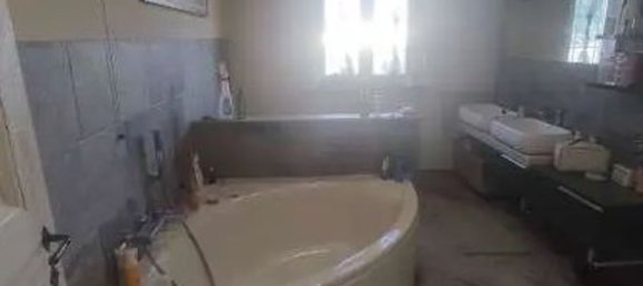 Villa de 4 habitaciónes en San Genesio ed Uniti, Italy No. 157461 8