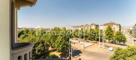 3 bedrooms Apartment in Turin, Italy No. 336302 33