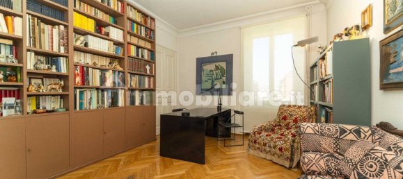 3 bedrooms Apartment in Turin, Italy No. 336302 10