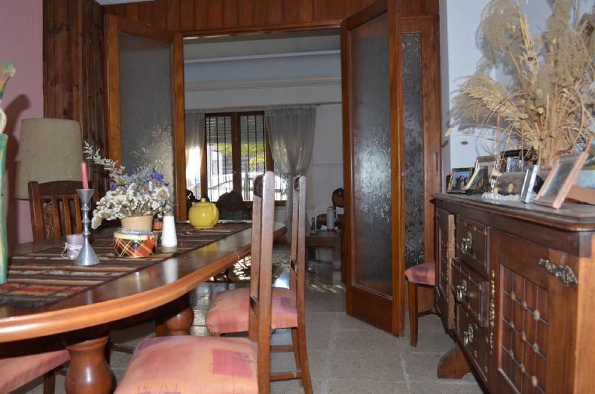 4 bedrooms House in Mar del Plata, Argentina No. 79191