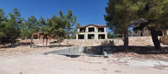 5 bedrooms Villa in Souni–Zanatzia, Cyprus No. 15388 4