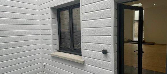 Building in Bethune, France No. 66827 13