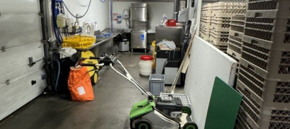 500m² Commercial property in La Chapelle-Saint-Mesmin, France No. 249323 2