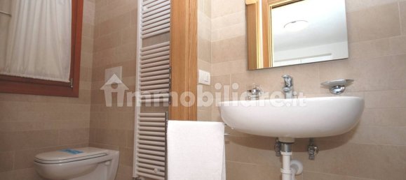 2 Schlafzimmer Villa in Udine, Italy, Nr. 282097 9