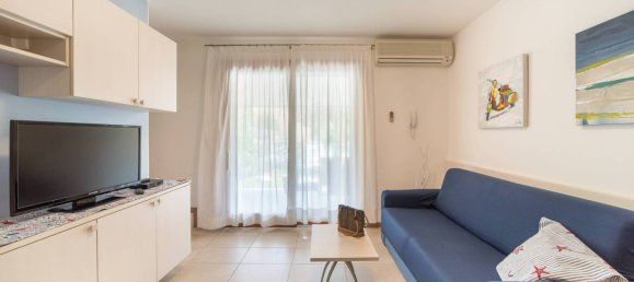 2 Schlafzimmer Villa in Udine, Italy, Nr. 282097 4