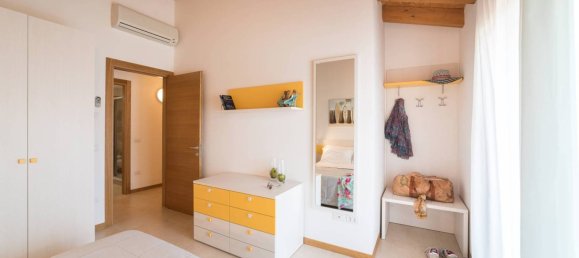 2 Schlafzimmer Villa in Udine, Italy, Nr. 282097 11