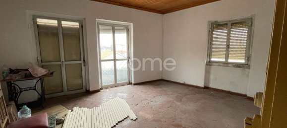 2 bedrooms House in Coimbra, Portugal No. 85543 2