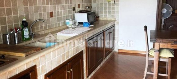 3 bedrooms Apartment in Rome, Italy No. 333644 4