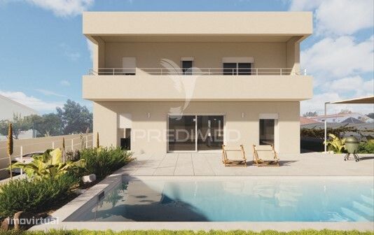 4 bedrooms House in Sesimbra, Portugal No. 101020