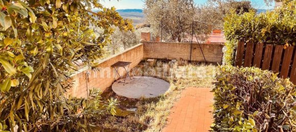 Apartamento de 2 dormitorios en Santa Luce, Italy No. 214287 10