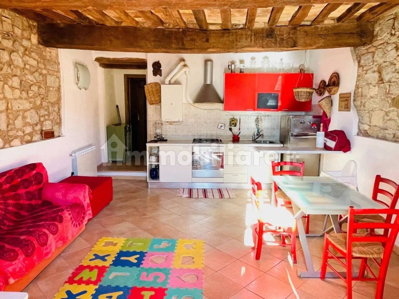 Apartamento de 2 dormitorios en Santa Luce, Italy No. 214287