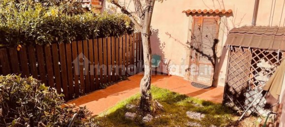 Apartamento de 2 dormitorios en Santa Luce, Italy No. 214287 5