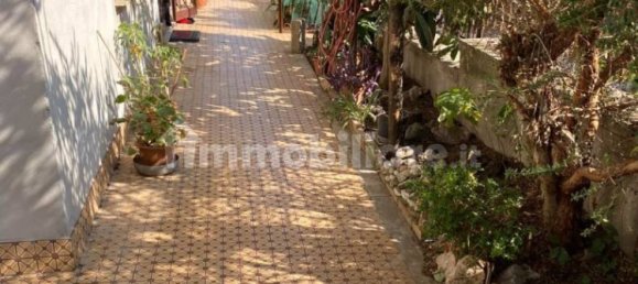 2 bedrooms Apartment in Capena, Italy No. 33395 2