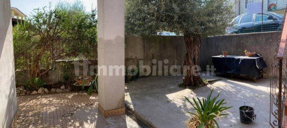 2 bedrooms Apartment in Capena, Italy No. 33395 4