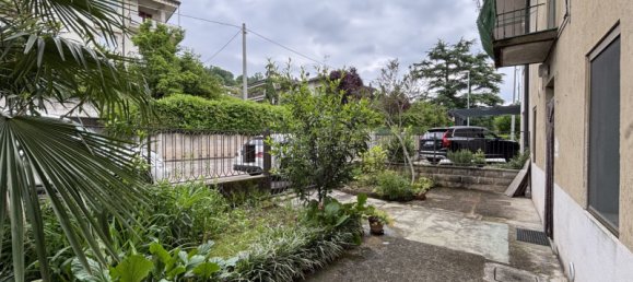 3 rooms House in Creazzo, Italy No. 351452 8