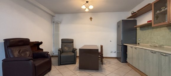 3 rooms House in Creazzo, Italy No. 351452 16