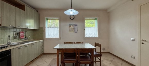 3 rooms House in Creazzo, Italy No. 351452 14