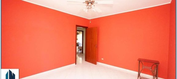 4 bedrooms Apartment in Messina, Italy No. 317699 11