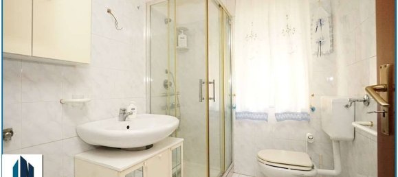 4 bedrooms Apartment in Messina, Italy No. 317699 18