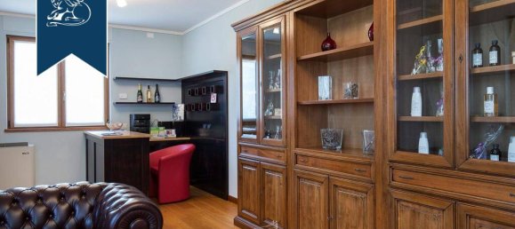 14 chambres Propriété commerciale à Lugagnano Val d'Arda, Italy No. 373666 27