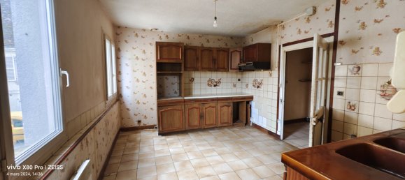 2 bedrooms House in Beaulieu-les-Loches, France No. 273282 3