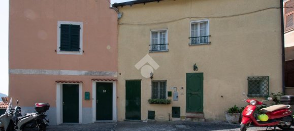 3 rooms Apartment in Magliolo, Italy No. 172332 2