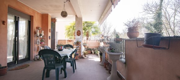 Apartamento de 2 dormitorios en Senago, Italy No. 223071 17