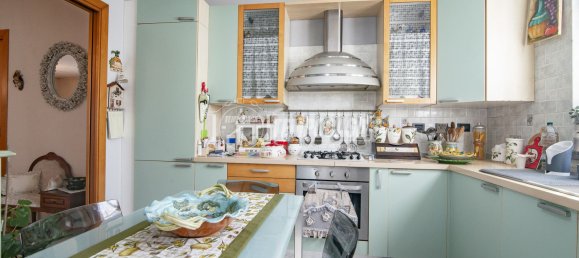 Apartamento de 2 dormitorios en Senago, Italy No. 223071 4