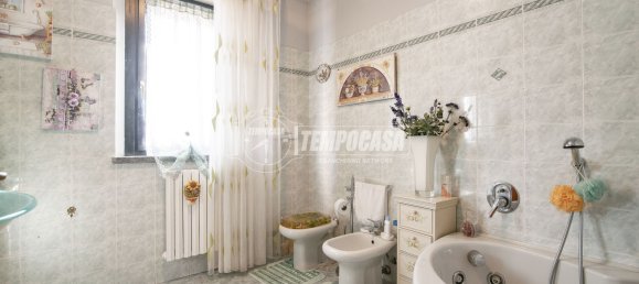 Apartamento de 2 dormitorios en Senago, Italy No. 223071 42
