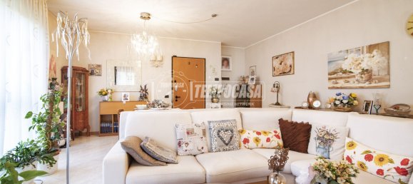 Apartamento de 2 dormitorios en Senago, Italy No. 223071 16