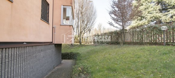 Apartamento de 2 dormitorios en Senago, Italy No. 223071 13