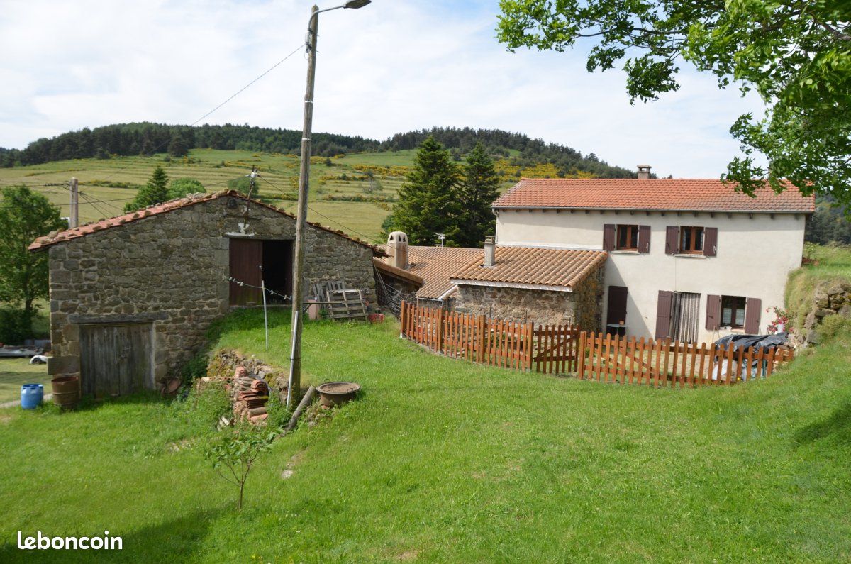 3 Schlafzimmer Haus in Gluiras, France, Nr. 204478