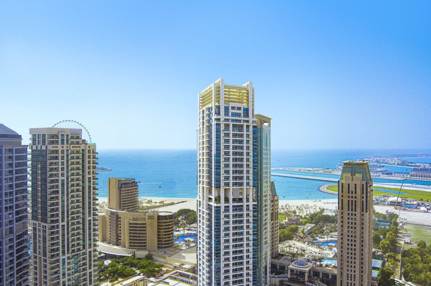 2 bedrooms Apartment in LIV MARINA, Dubai Marina, UAE No. 60908