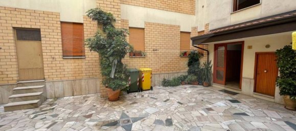 Ático de 5 habitaciónes en Torremaggiore, Italy No. 28095 4