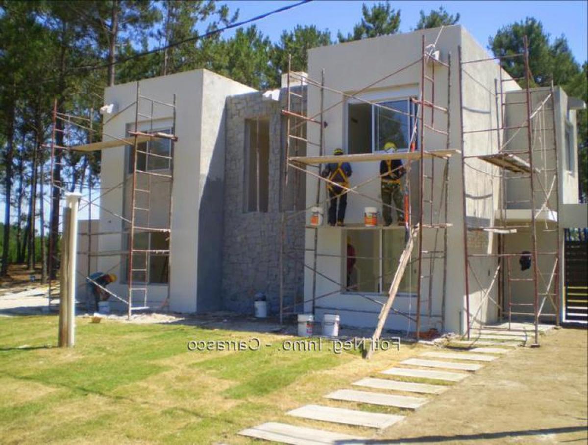 3 bedrooms House in Canelones, Uruguay No. 467