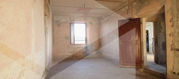 4 rooms Apartment in Castelfranco di Sotto, Italy No. 18612 37