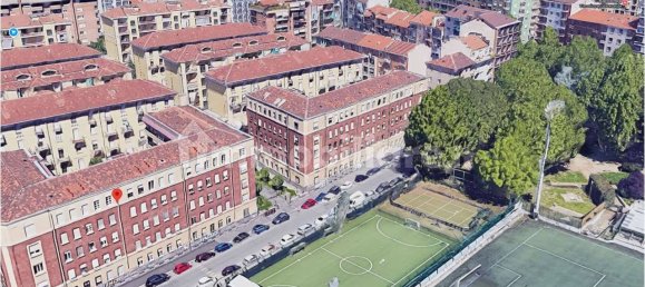 1 bedroom Apartment in Turin, Italy No. 10109 11