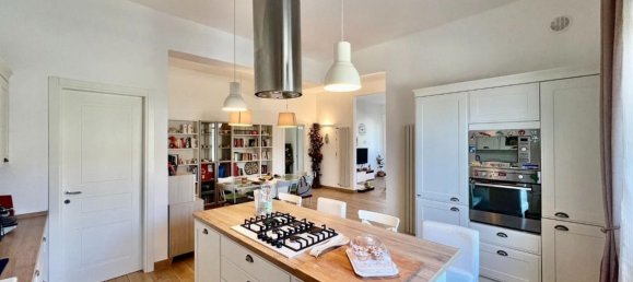 6 rooms Duplex in Cascina, Italy No. 191490 3