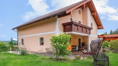 4 bedrooms House in Moosdorf, Austria No. 197414