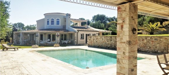 Вилла с 4 спальнями в Керкира, Греция № 9039 5