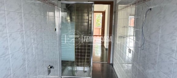 2 rooms Apartment in Lainate, Italy No. 122323 4