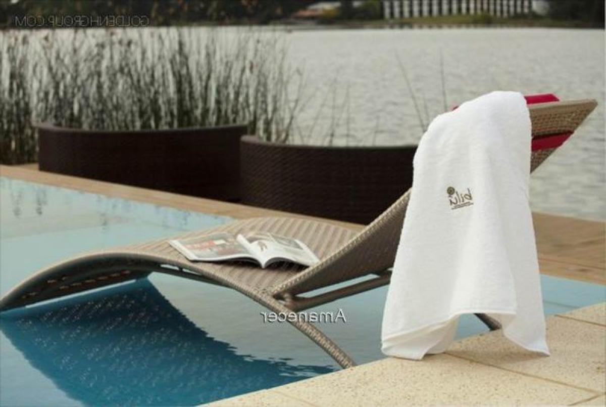 5 bedrooms Apartment in Canelones, Uruguay No. 7599